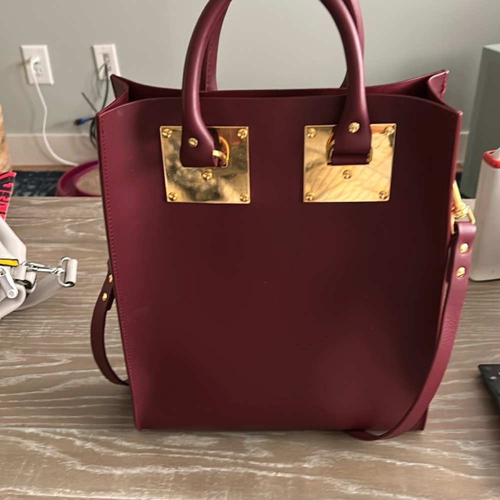 Hand bag by Sophie Hulme